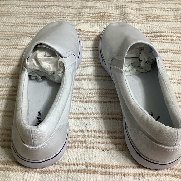 Goodfellow White Slip-On Canvas Sneakers 10.5 New without tags. - Picture 8 of 8